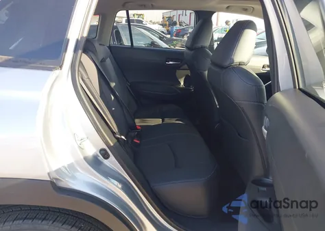 2023 Toyota Corolla Cross Xle z USA, uszkodzony, nr VIN 7MUDAABG9PV064131